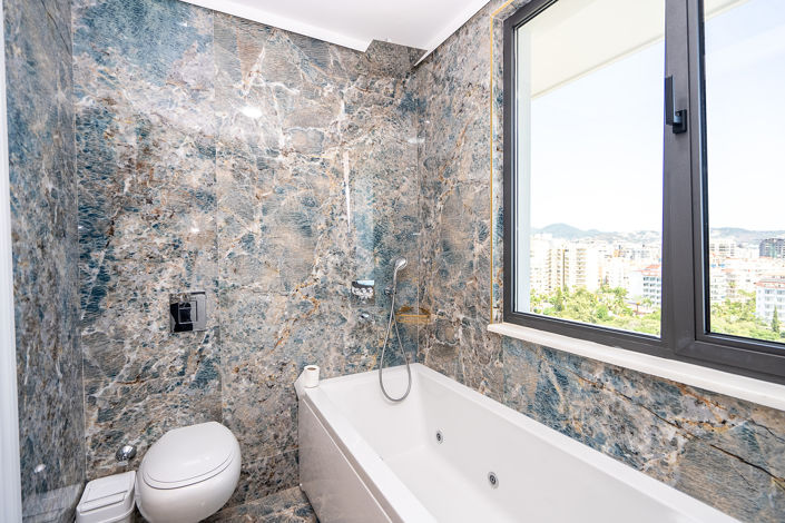 Image No.25-3 Bed Apartment for sale