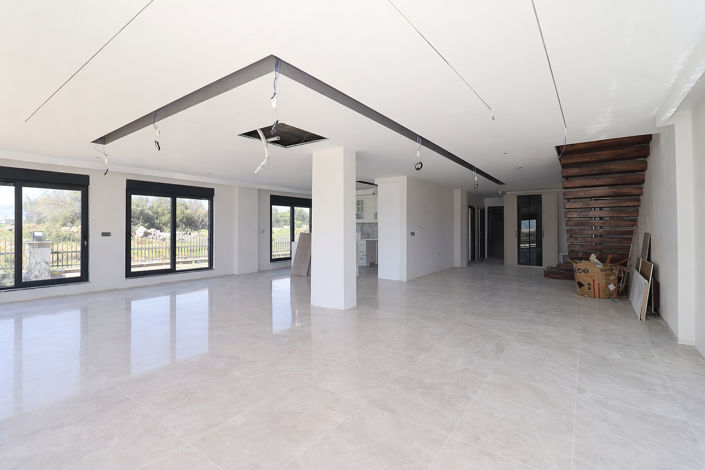 Image No.14-6 Bed House/Villa for sale