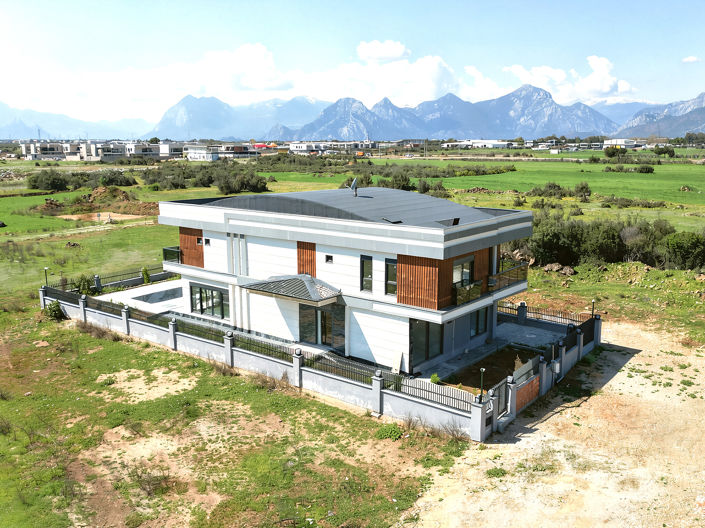 Image No.6-6 Bed House/Villa for sale