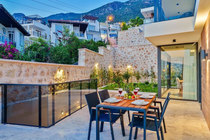 Image No.13-4 Bed House/Villa for sale