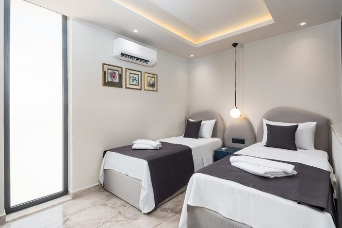 Image No.34-4 Bed House/Villa for sale