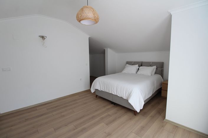 Image No.22-4 Bed House/Villa for sale