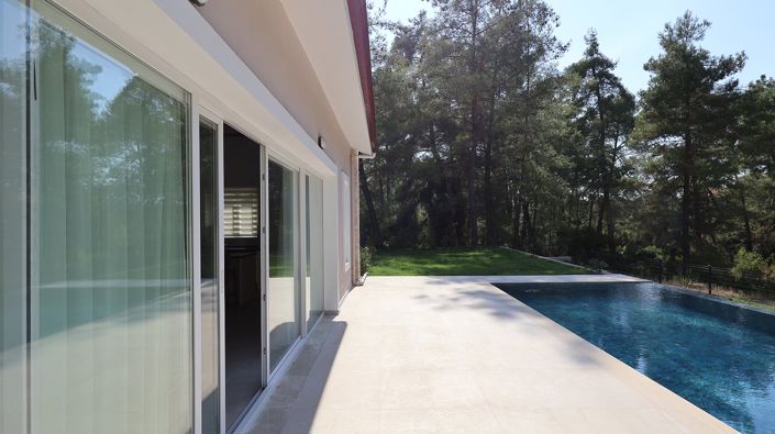 Image No.3-4 Bed House/Villa for sale
