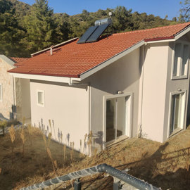 Exterior 5