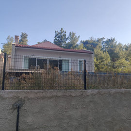 Exterior 6