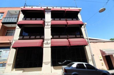 Exterior 1