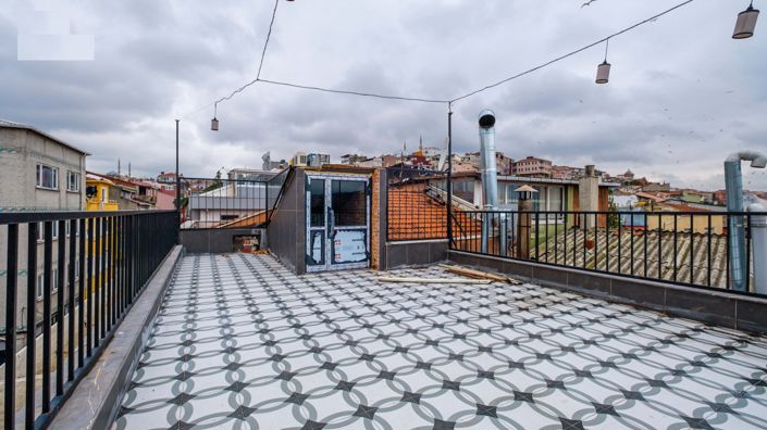 Image No.11-Commercial for sale