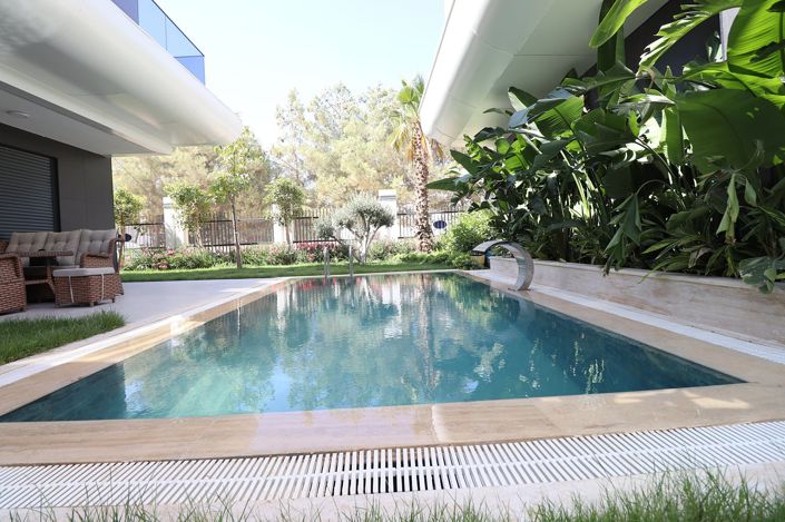 Image No.6-6 Bed House/Villa for sale