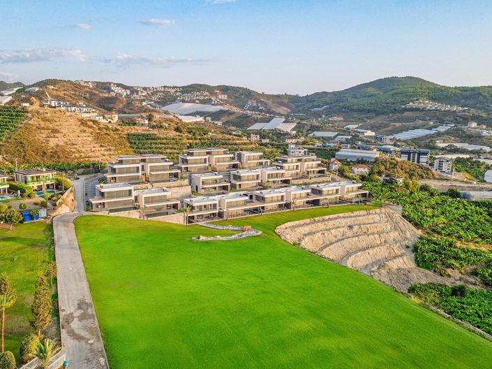 Image No.2-4 Bed House/Villa for sale