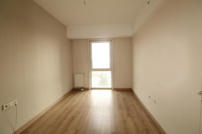 Interior 11