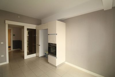 Interior 5