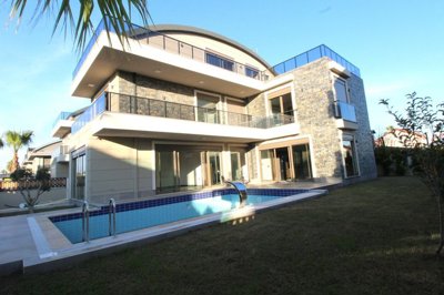 Exterior 2