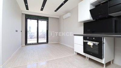 Interior 2