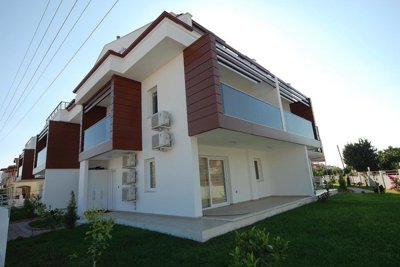 Exterior 4