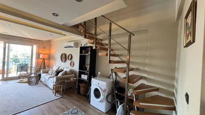Interior 2