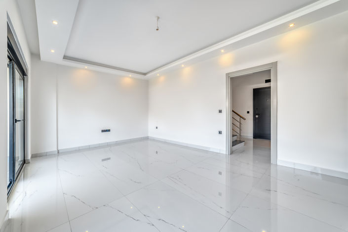 Image No.26-2 Bed Apartment for sale