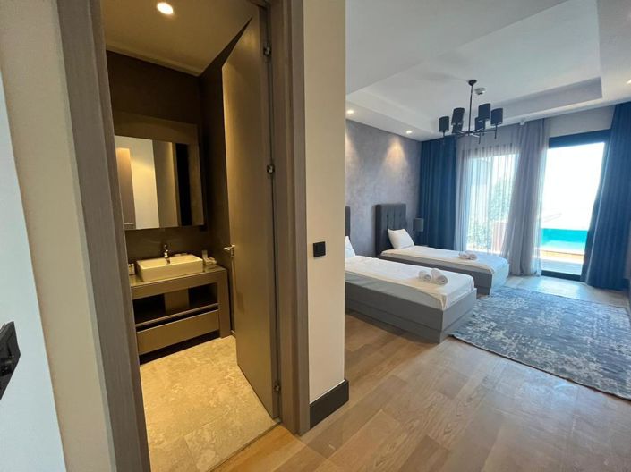 Image No.18-5 Bed House/Villa for sale