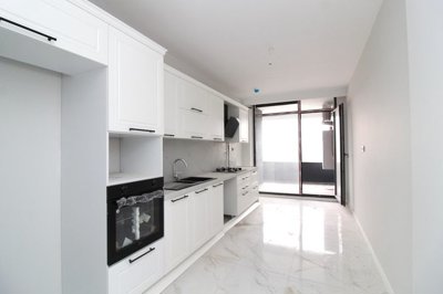 Interior 5