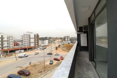 Interior 6