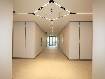 Interior 11