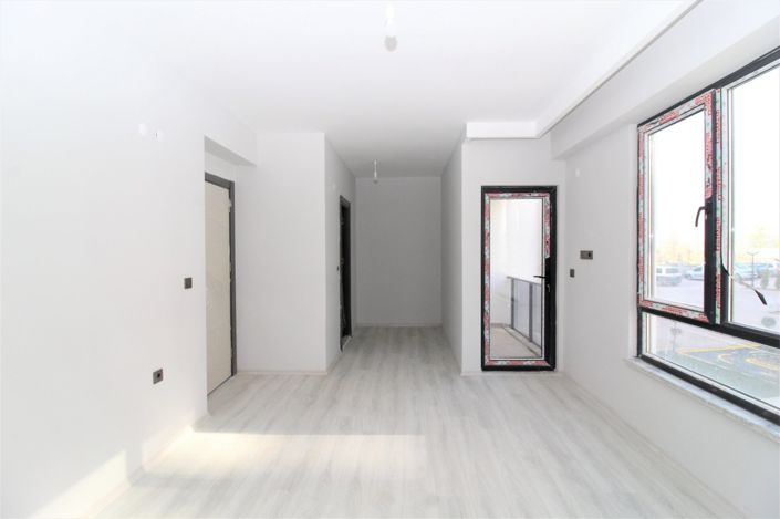 Image No.28-5 Bed Apartment for sale