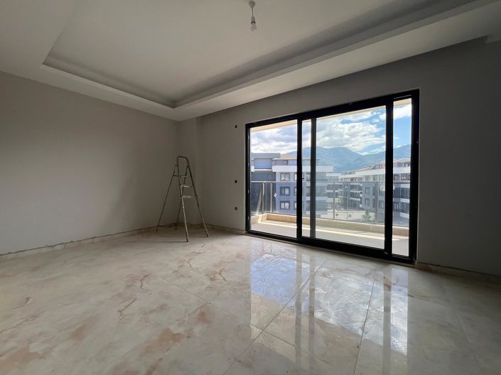 Image No.11-2 Bed Apartment for sale
