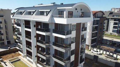 Exterior 4