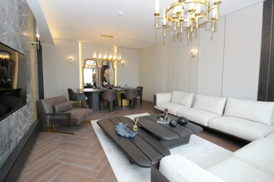 Interior 3