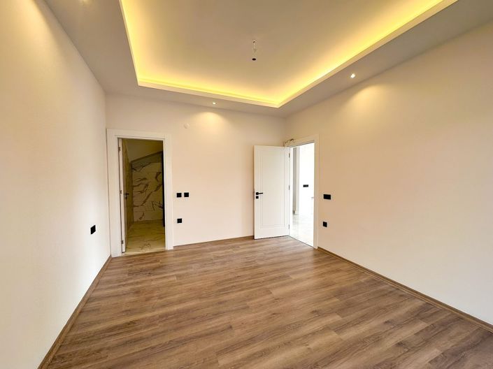 Image No.30-2 Bed Apartment for sale