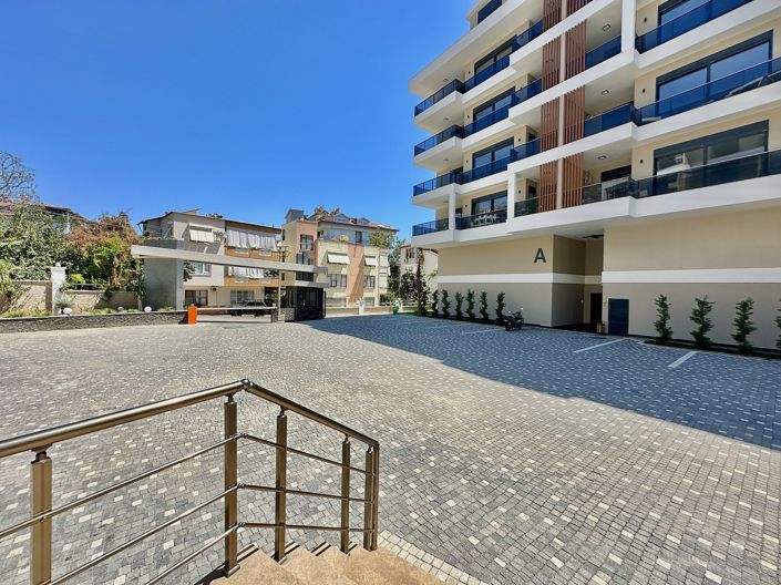 Image No.19-3 Bed Apartment for sale