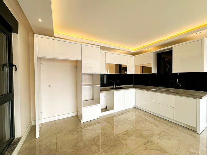 Image No.27-3 Bed Apartment for sale