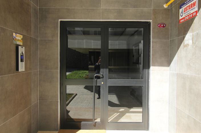 Image No.10-3 Bed Apartment for sale