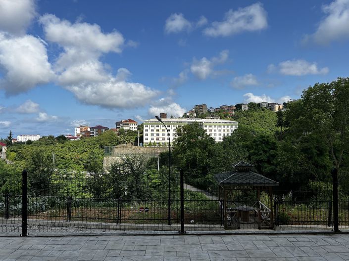 Image No.17-3 Bed Apartment for sale