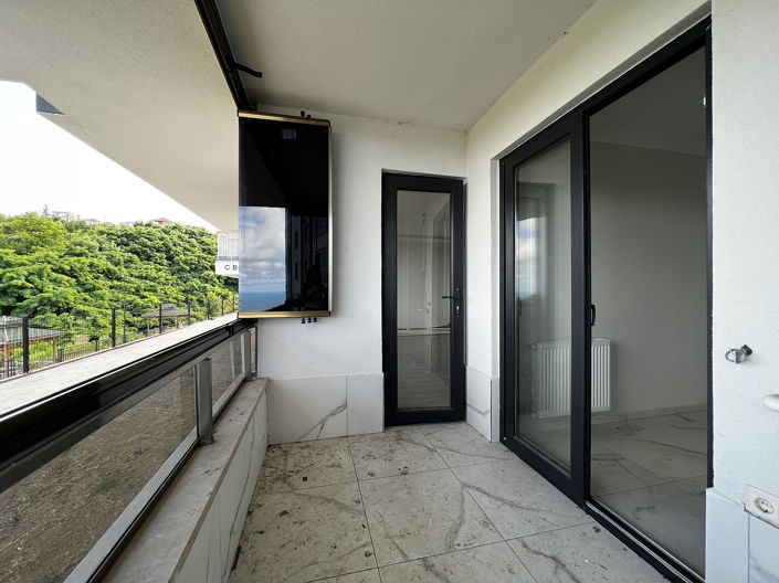 Image No.18-3 Bed Apartment for sale