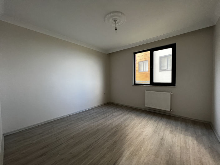 Image No.23-3 Bed Apartment for sale