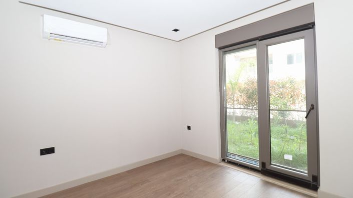 Image No.12-1 Bed Apartment for sale