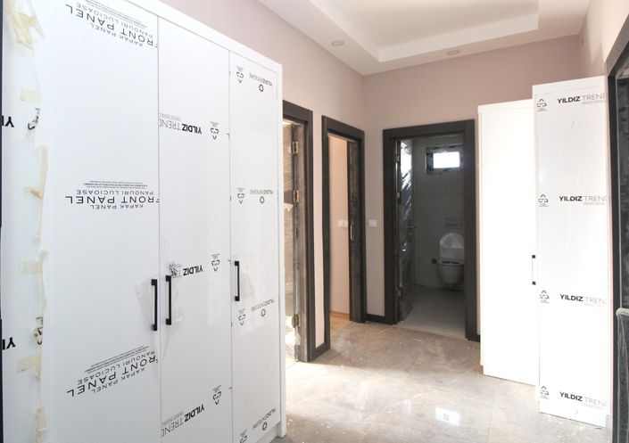 Image No.22-4 Bed Apartment for sale