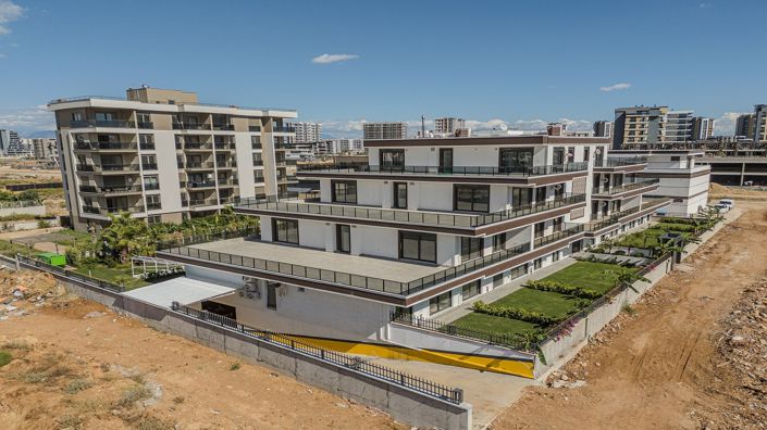 Image No.10-1 Bed Apartment for sale