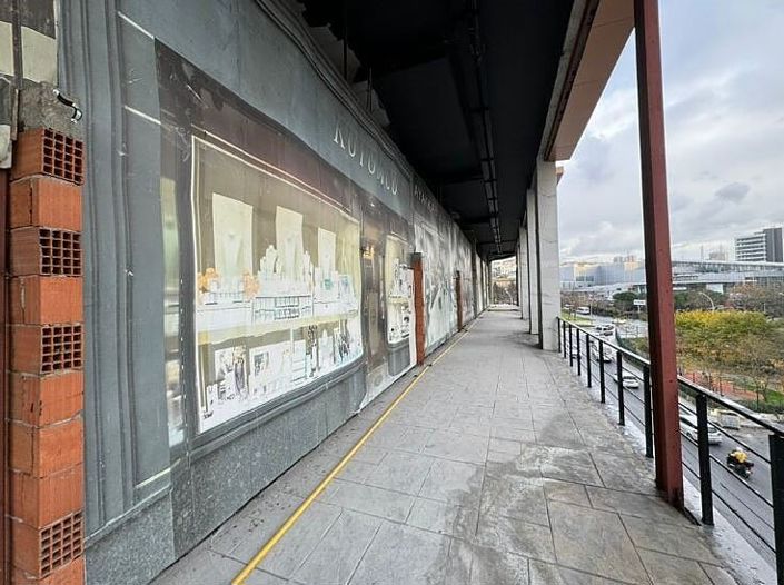 Image No.7-Commercial for sale