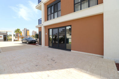 Exterior 12