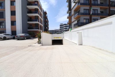 Exterior 4