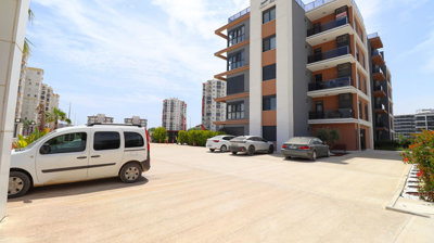 Exterior 5