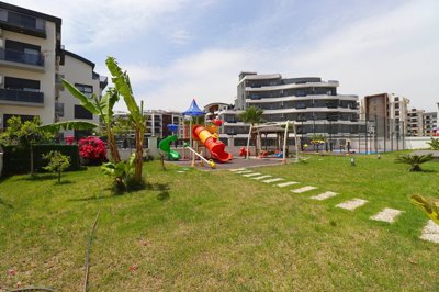 Exterior 8