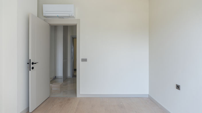 Image No.20-1 Bed Apartment for sale