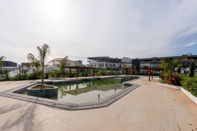 Exterior 9