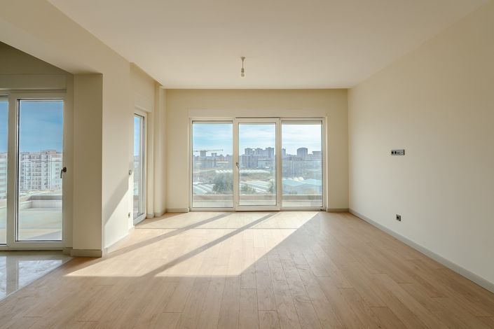 Image No.19-2 Bed Apartment for sale