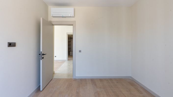 Image No.19-2 Bed Apartment for sale