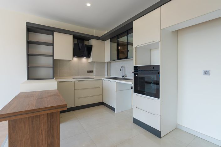 Image No.24-2 Bed Apartment for sale