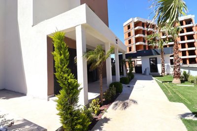 Exterior 14