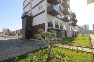 Exterior 5